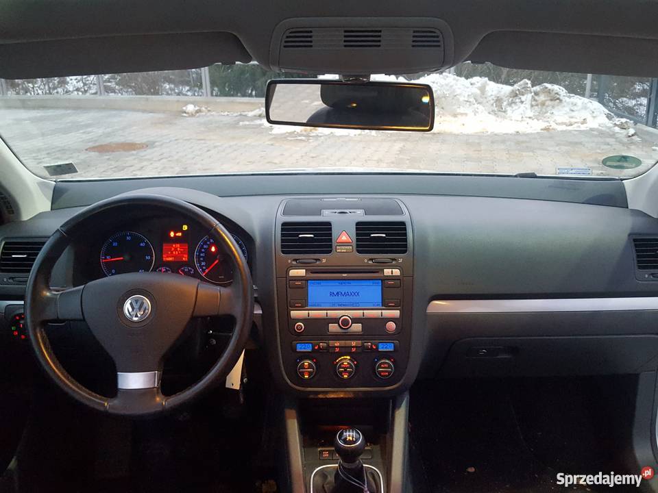 VW GOLF V KOMBI DESKA KONSOLA KOMPLETNA Straszyn