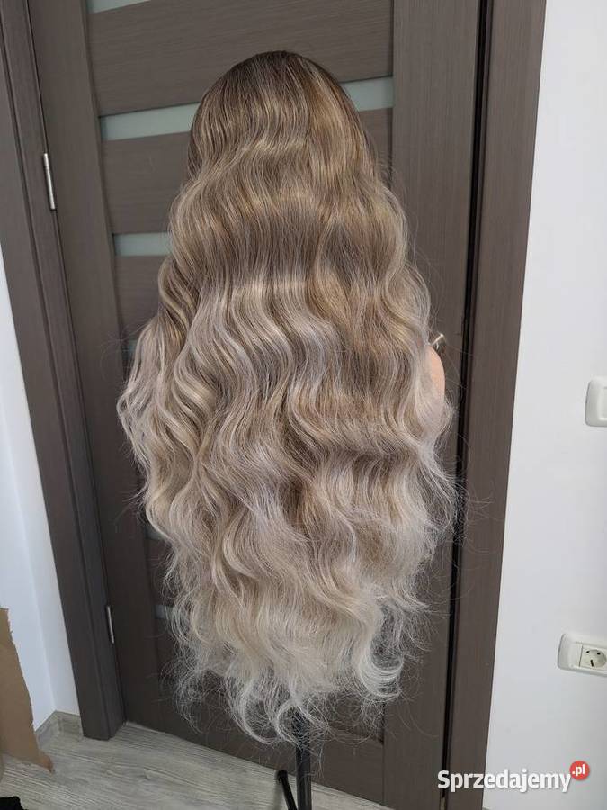 Długa kręcona blondynka Ombre koronkowa peruka z