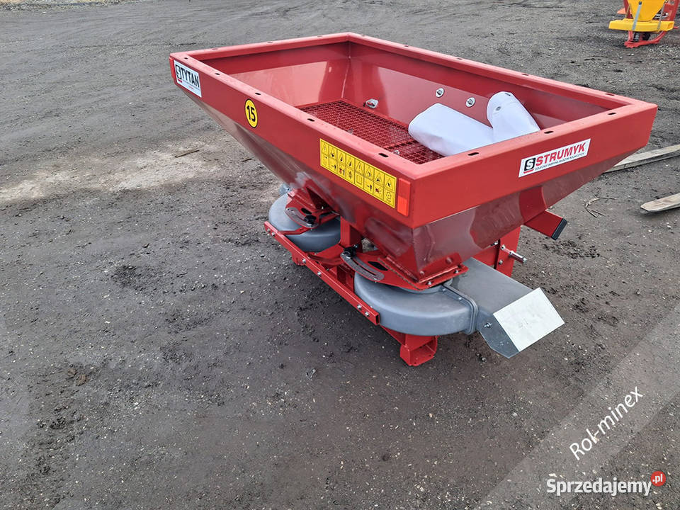 SADOWNICZY Rozsiewacz do nawozów STRUMYK Tytan Garwolin