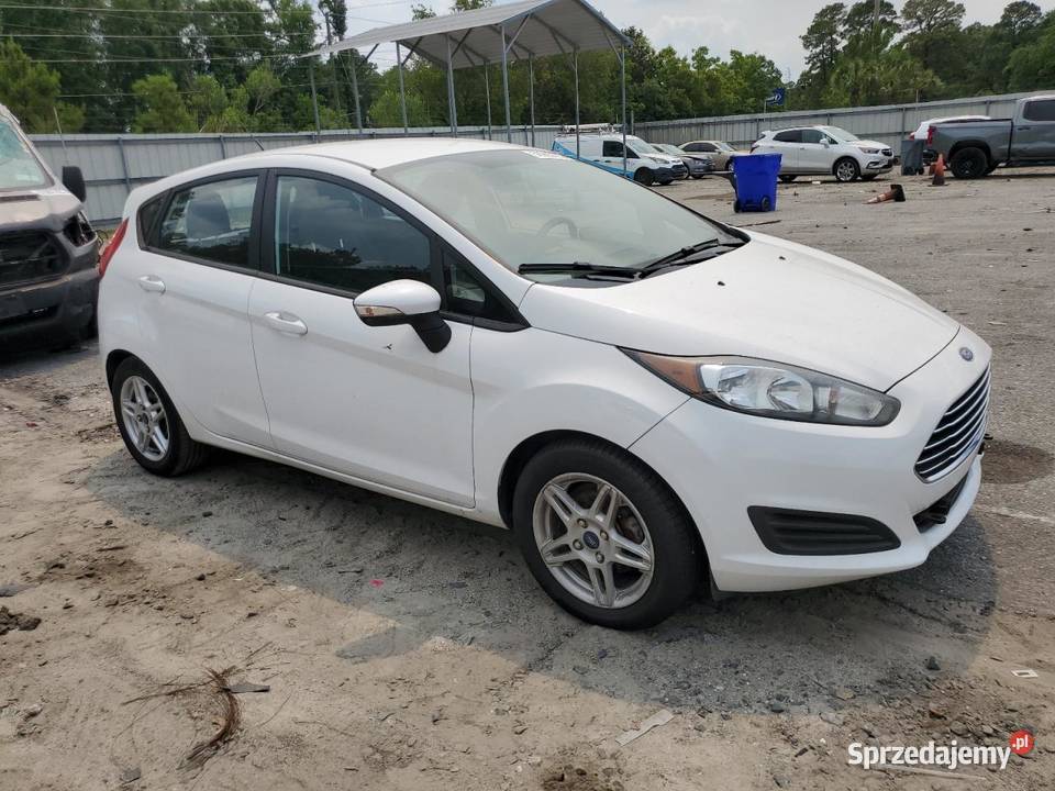 Ford Fiest 16 automat małopolskie Węgrzce