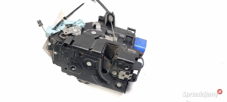 ZAMEK DRZWI LP SKODA OCTAVIA II 301837015AB Lipno