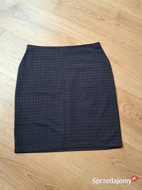 Granatowa spódnica w kratkę Innocence rozmiar 38 Trąbki Wielkie