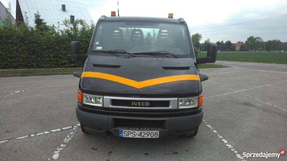 pomoc drogowa auto laweta Rok produkcji 2004 Pszczyna