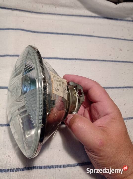 nowe lampy FSO1500 Fiat 125p polonez DDR Ruhla Pępowo