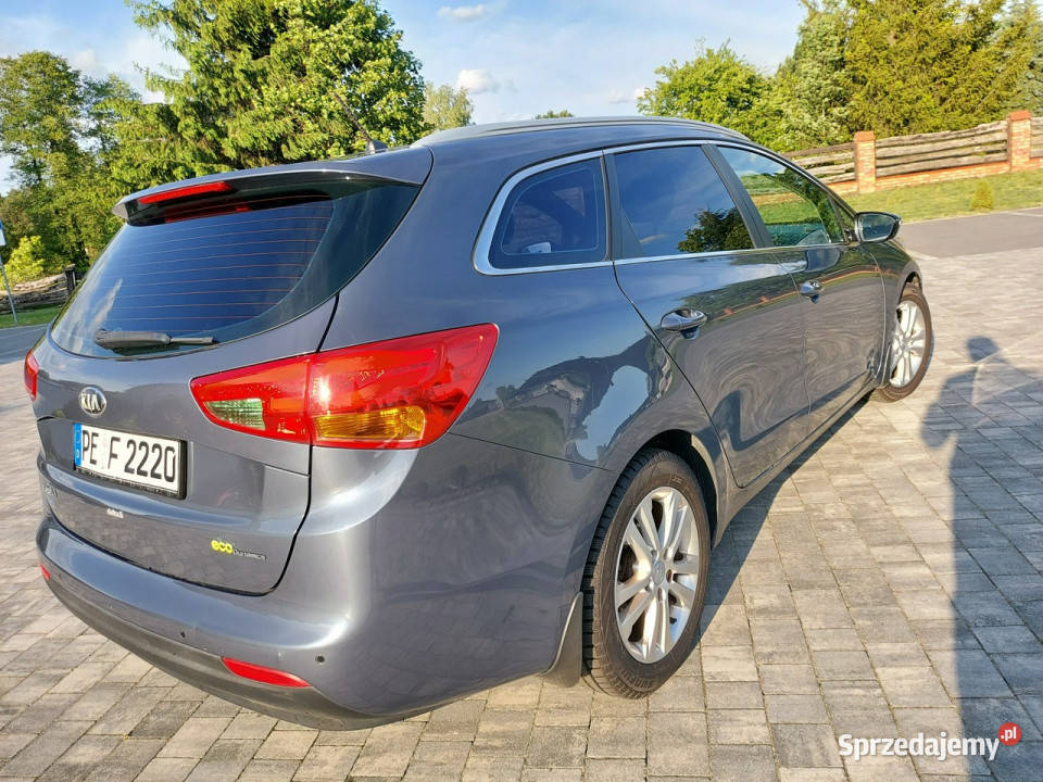 Kia Ceed 16 gdi oświetlenie led Benzyna grzane sprzedam