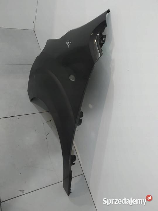 BŁOTNIK LEWY PRZÓD Toyota ProAce II 2016