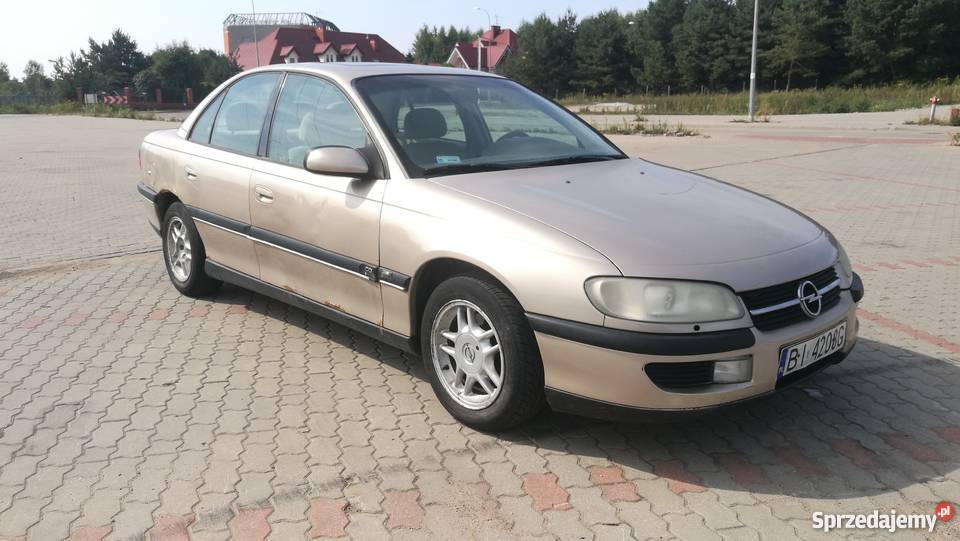 Opel Omega b 20 16v benzyna wyposażenie limuzyna klimatyzacja Białystok