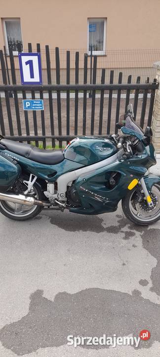Triumph Sprint 955i honda Yamaha suzuki 955cm3 Radwanice