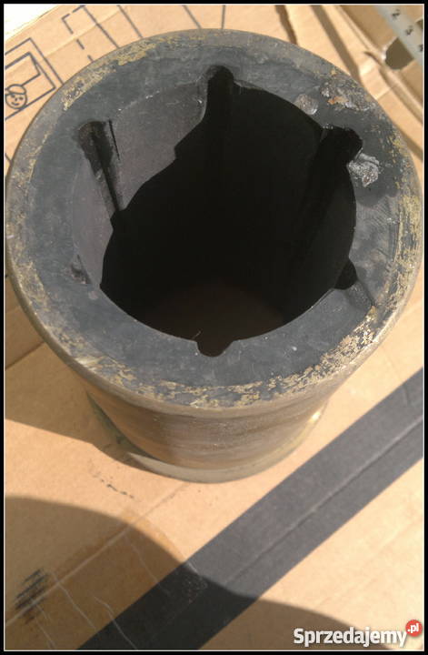 Tuleja mosiądz brąz waga ok 4 Dąbrowa Górnicza sprzedam