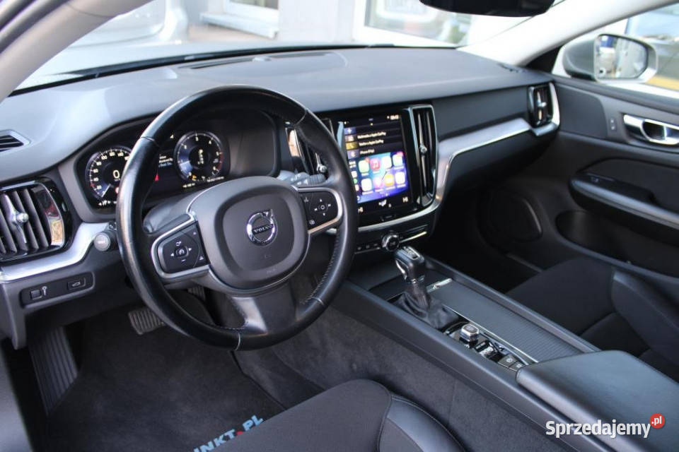 Volvo V60 2019r Carplay Hak Panorama El Fotel z diesel Kraków