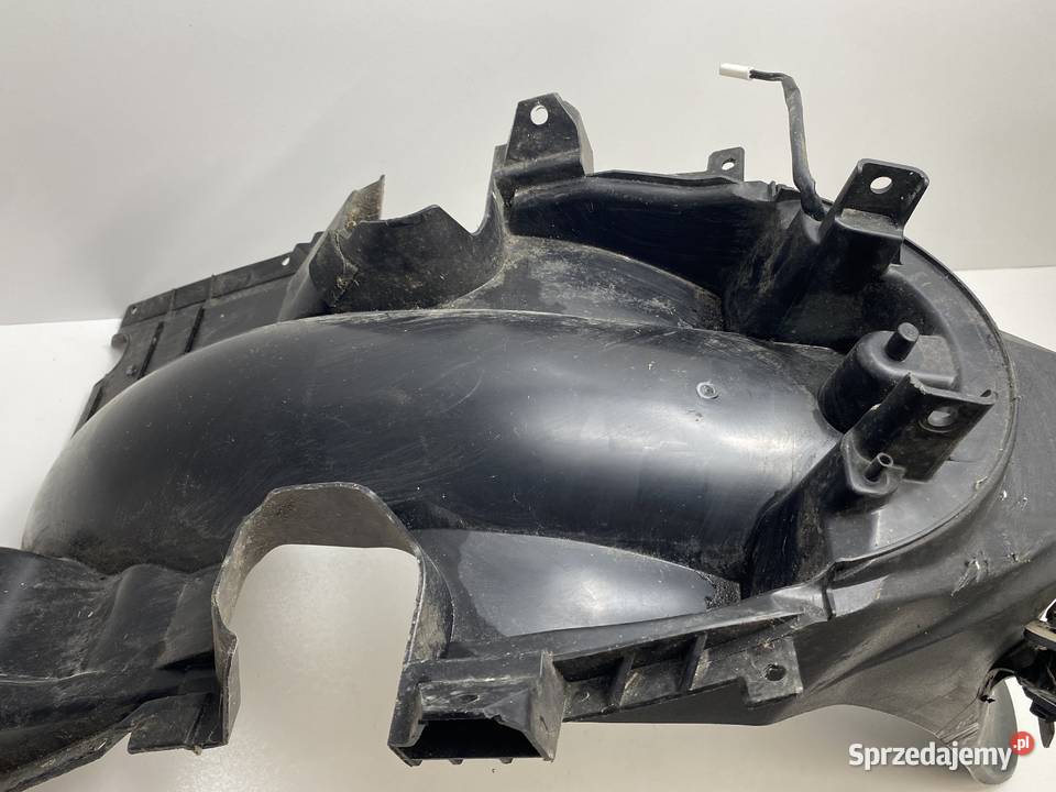SUZUKI SIXTEEN UX125 BŁOTNIK CHLAPACZ TYŁ Elementy nadwozia mazowieckie