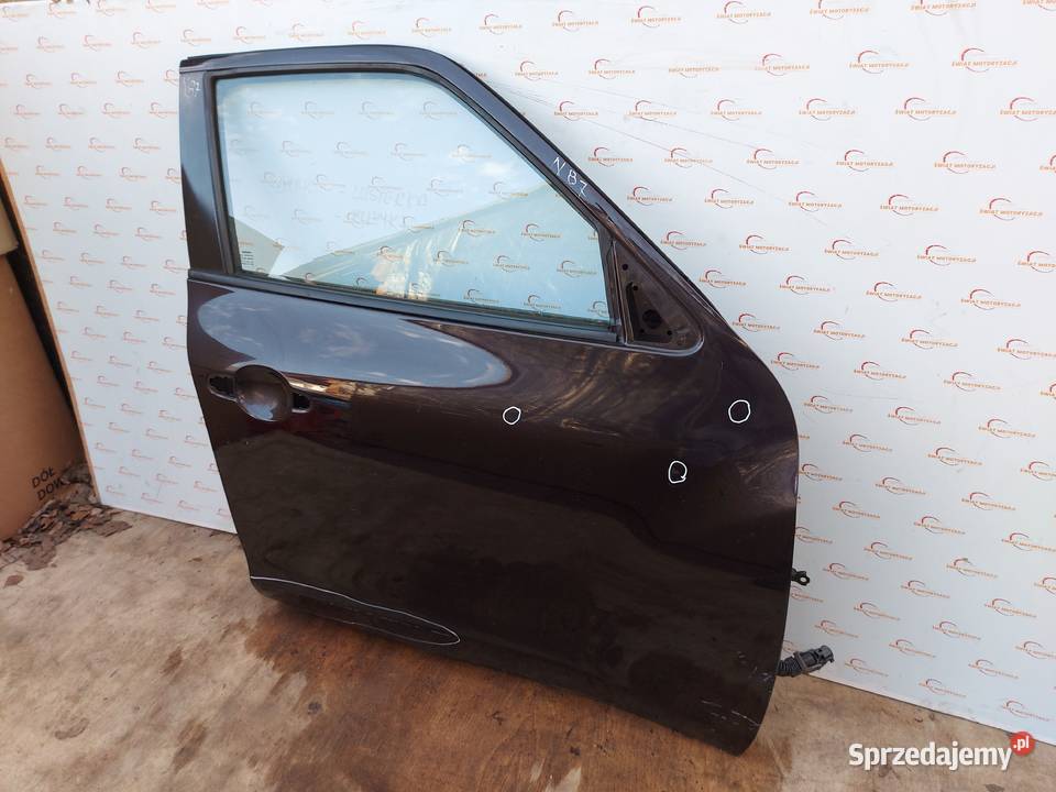 NISSAN JUKE F15 15r drzwi prawe przód 120 świętokrzyskie