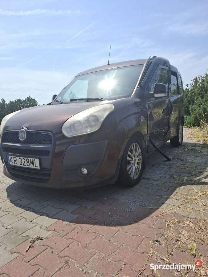 FIAT Doblo 20 multijet 2010 OC PT książka Rok produkcji 2010
