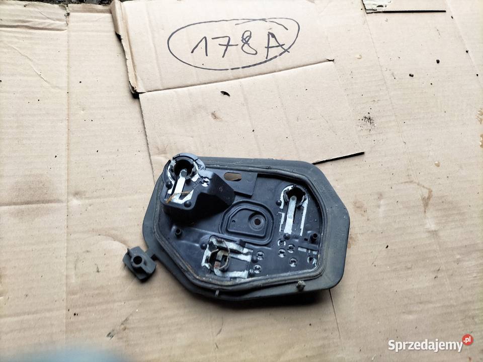 PEUGEOT 206 WKŁAD LAMPY TYŁ TYLNEJ PRAWY sprzedam