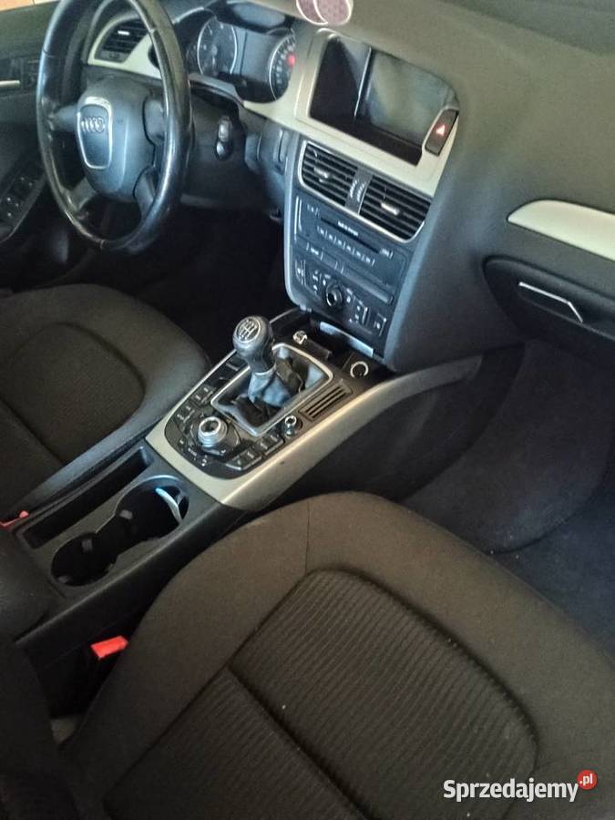 Audi A4 B8 uszkodzony manualna Brzeźnica Leśna