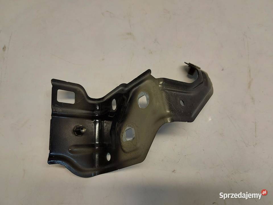 Mercedes EQA 250 W243 MOCOWANIE BŁOTNIKA LEWY