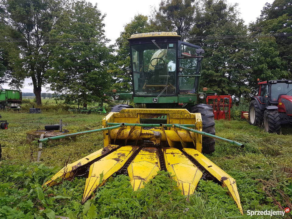 Sieczkarnia John Deere 5820 Maszyny rolnicze warmińsko-mazurskie
