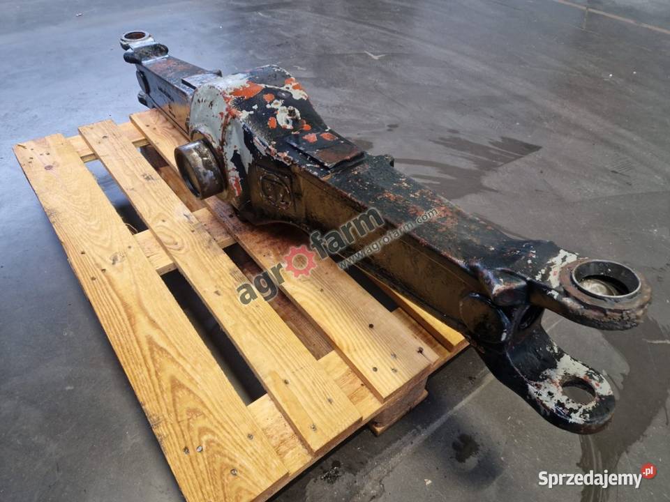Obudowa przedniego mostu Deutz Fahr DX 145 DX140 Byków
