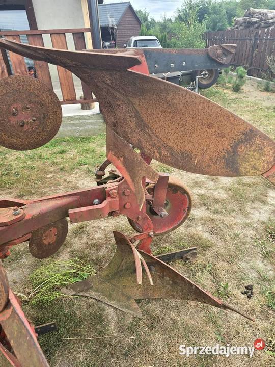 Płóg dwuskibowy obrotowy Pługi kujawsko-pomorskie Wudzyn