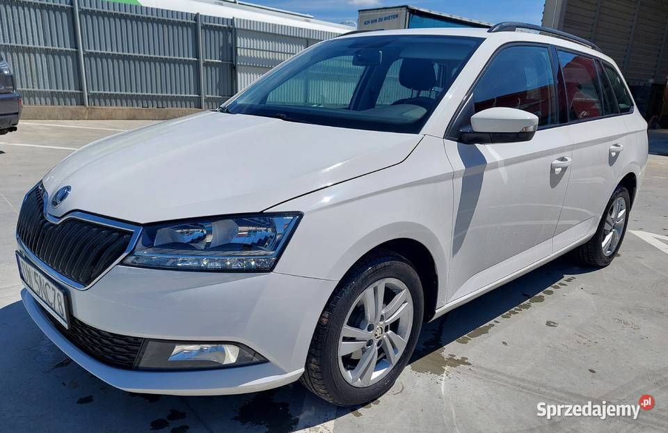 Skoda Fabia kombi 1.0 TSI Salon, ASO, LED, Kamera, Opony, Hak