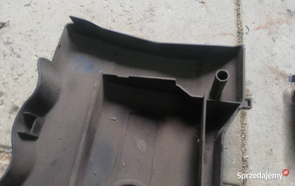 Górna górne osłony silnika Audi a4 b5 18t aeb osobowe podkarpackie Sanok sprzedam