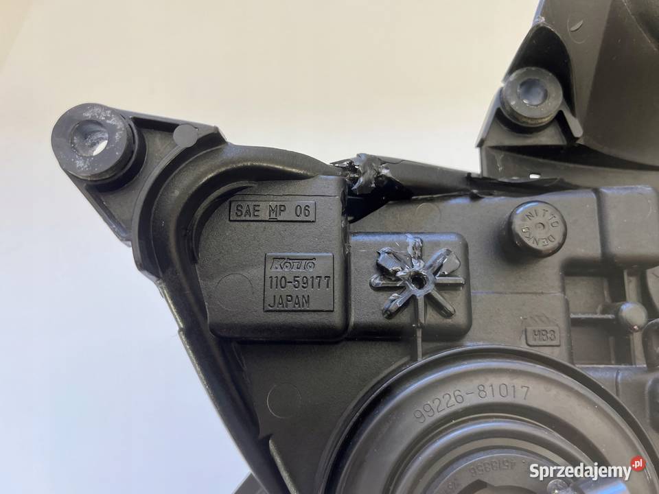SUZUKI GSXR 600 0810 Reflektor Lampa przód Łobżenica