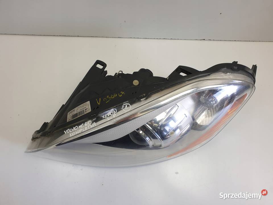 LAMPA LEWA PRZEDNIA VOLVO XC60 I 1 XENON SKRĘTNY Rudka
