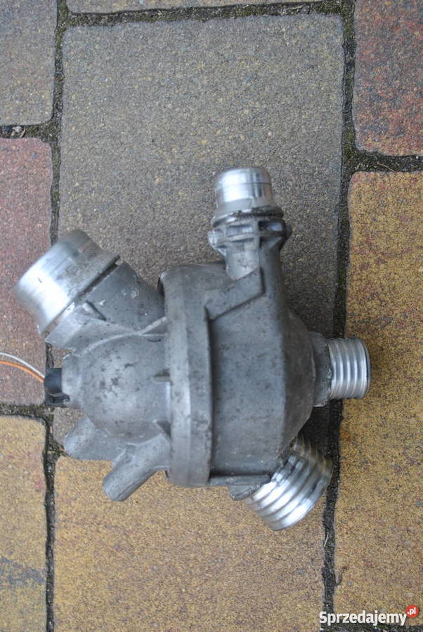 Termostat BMW E90 E60 E63 E65 E87 E81 sil n52b25 osobowe śląskie Poręba