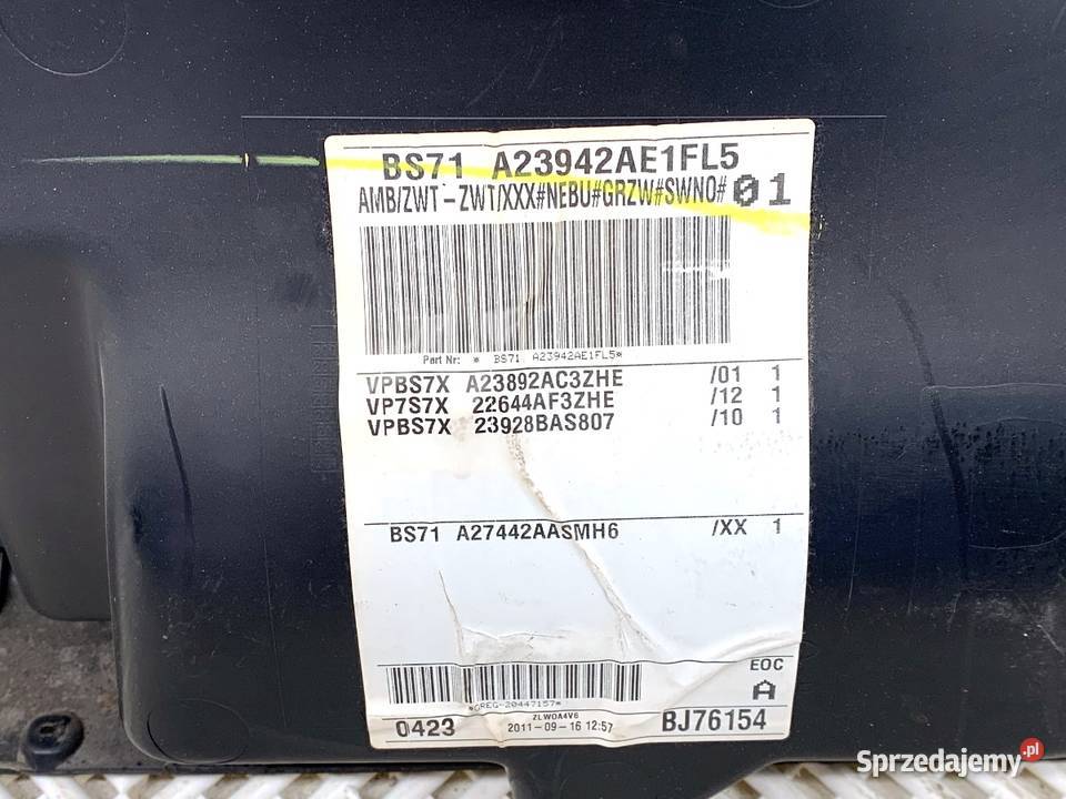 BOCZEK DRZWI PRAWY PRZÓD FORD MONDEO MK4 Kombi Tapicerki samochodowe