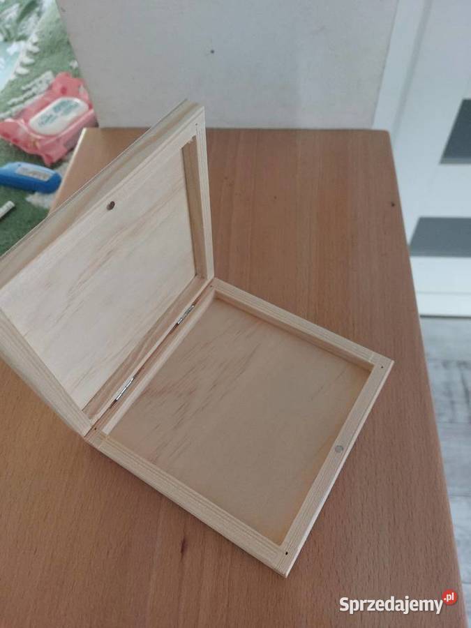 Pudelka drewniane na CD Zaproszenie Skawica sprzedam