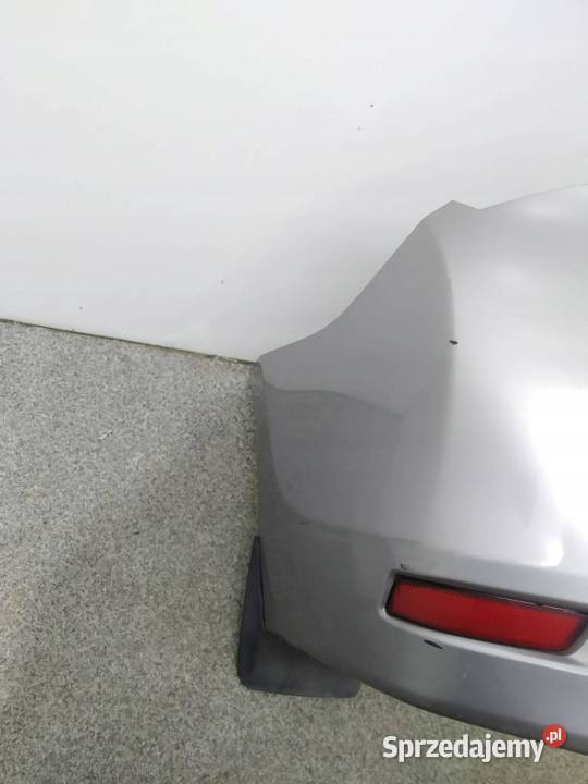 ZDERZAK TYŁ SEDAN E16 E17 E18 PDC LIFT Toyota świętokrzyskie