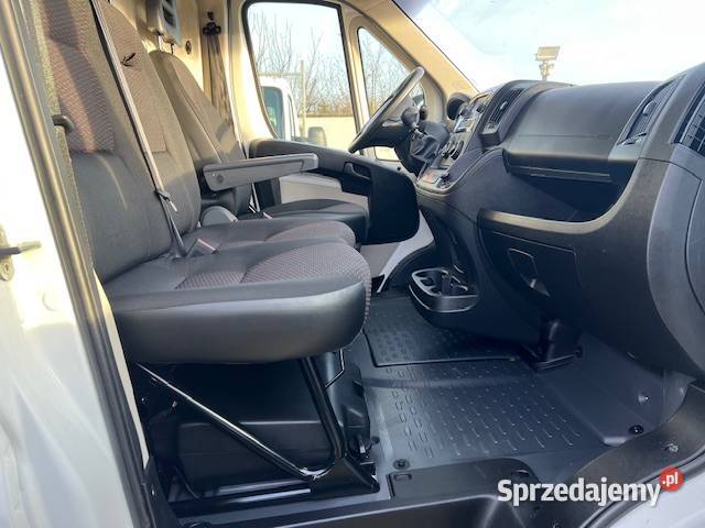sprzedam samochód dostawczy peugeot boxer L4H3
