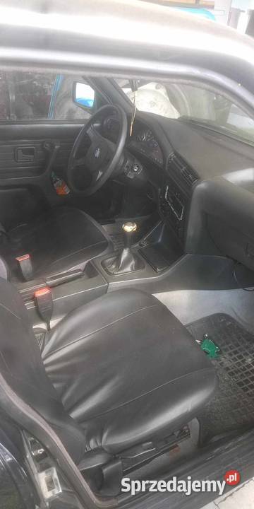 mam do sprzedania BMW E30 podkarpackie sprzedam