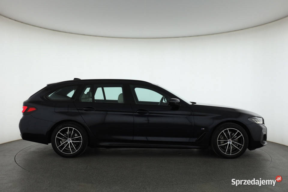 BMW 5 530i xDrive wielofunkcyjna kierownica Seria 5 sprzedam