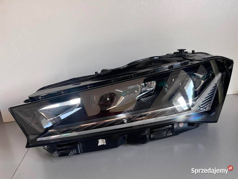 SKODA SUPERB IV CRYSTAL LIGHTING FULL LED LEWA wielkopolskie Ostroróg