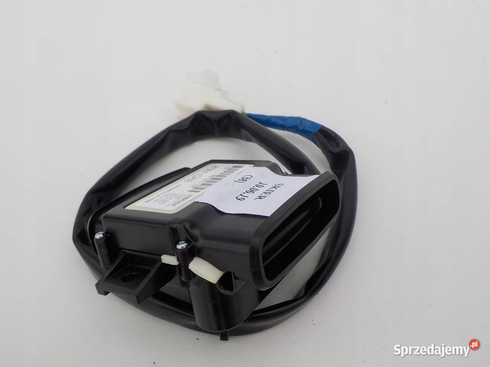 REGULATOR WYLOTU POWIETRZA PRAWY TYŁ INFINITI Części samochodowe Nowy Tomyśl