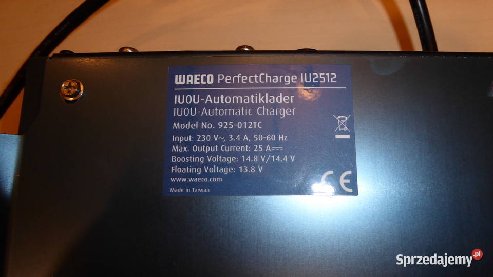 Waeco Perfectcharge IU 2512 ładowarka na trzy Części i akcesoria Szczecin