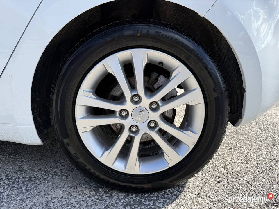 Kia Ceed 14 BENZYNA Klimatyzacja Nawigacja Hatchback Cee'd Konin