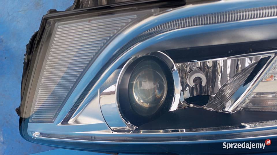 LAMPA LEWY PRZÓD EU 8R0941753C AUDI Q5 8R0 LIFT osobowe wielkopolskie Nowy Tomyśl
