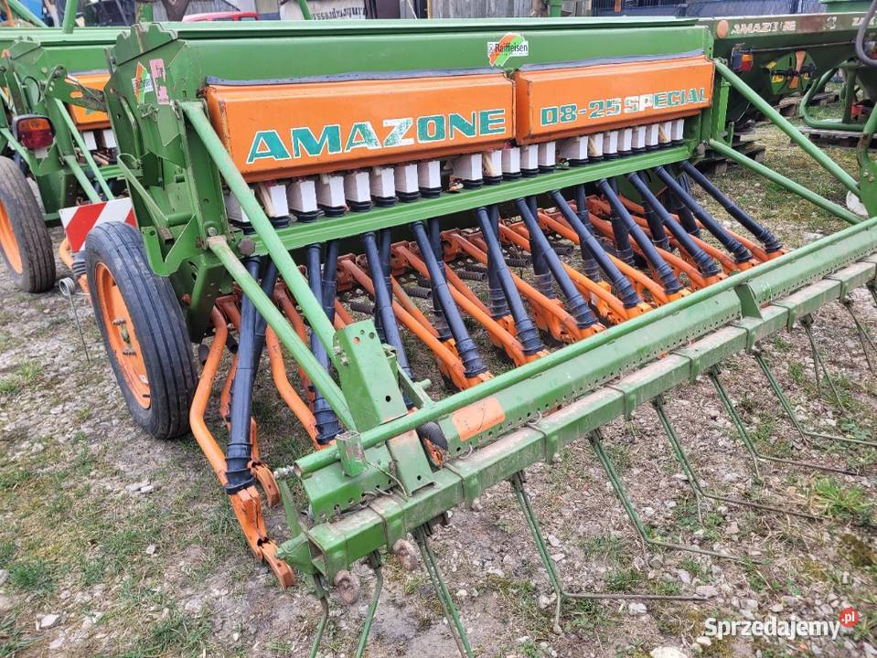 Siewnik do zboża AMAZONR D8 25m Special śląskie Przyrów
