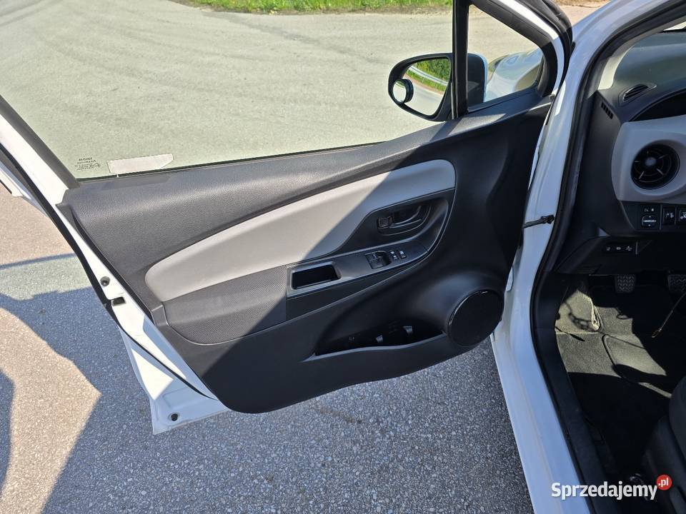Toyota Yaris 10 LPG Historia serwisowa wielofunkcyjna kierownica Tumlin-Węgle