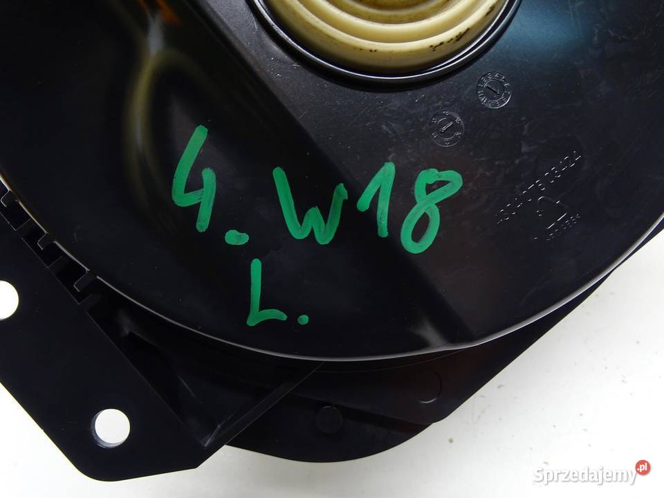 GŁOŚNIK SUBWOOFER NISKOTONOWY LEWY 9210147 BMW osobowe