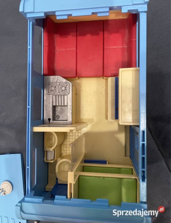 Auto Playmobil z przyczepą kempingową 4 lata+