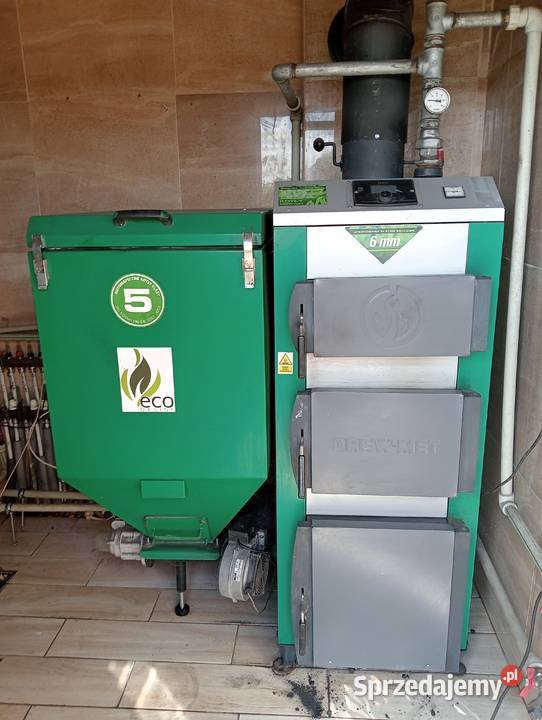 Piec na ekogroszek DREWMET 135 kW 5 kat zestaw