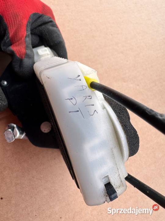 Zamek drzwi prawy tył Toyota Yaris III 20112020 Brzesko sprzedam