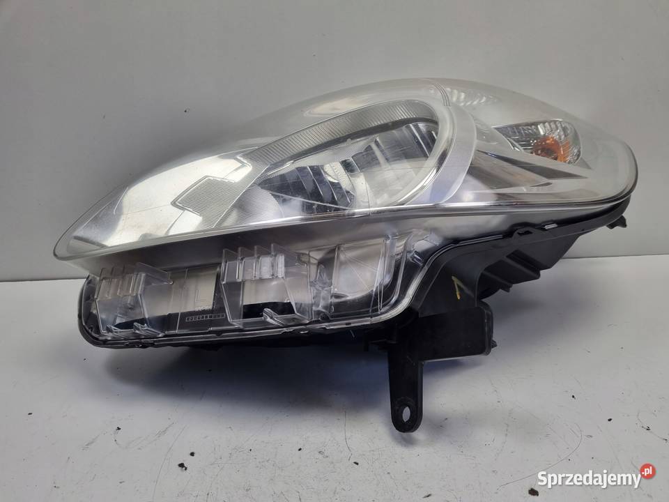 Renault Kangoo II LIFT PRZEDNIA LAMPA LEWA lewy Janów