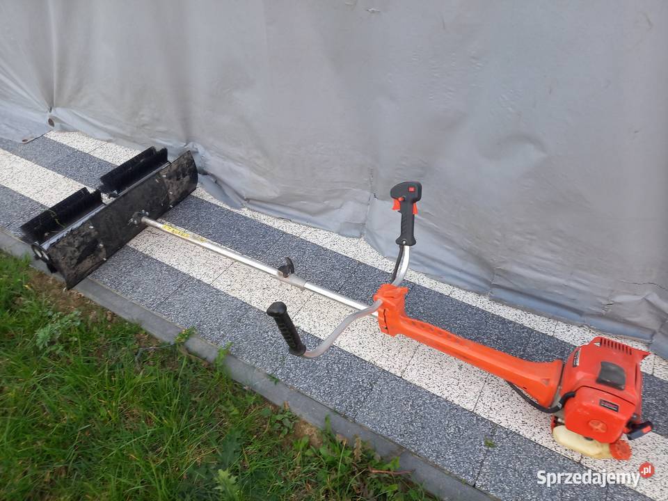 Zamiatarka spalinowa na bazie kosy NAC sprzedam