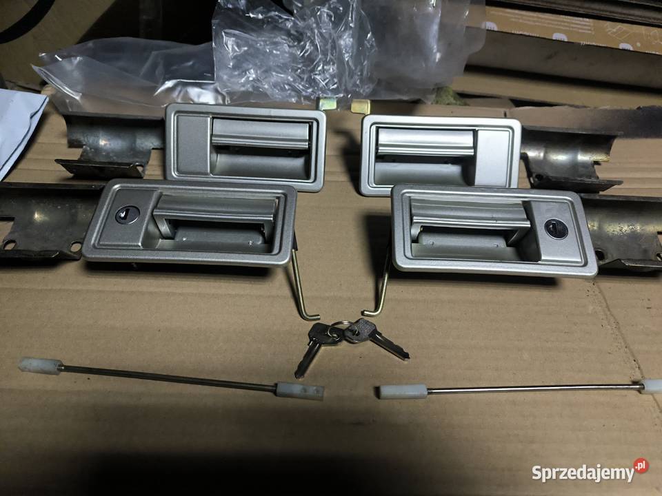 Polonez Caro FSO minus klamki komplet Stalowa Wola sprzedam