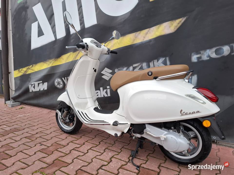 Piaggio Vespa 50 2T 2017 VAT marża