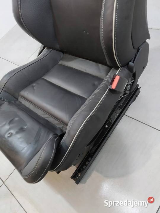 FOTELE PRAWY PASAŻERA RDESIGN ELEKTRYCZNY SKÓRA świętokrzyskie